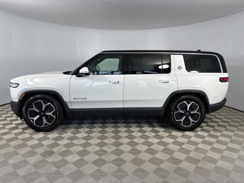 Used 2024 Rivian R1S Adventure image 4