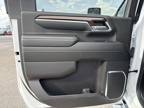 Used 2024 Chevrolet Silverado 2500 LT image 14