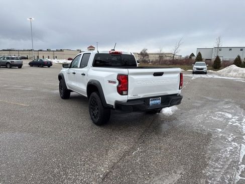 Used 2025 Chevrolet Colorado Trail Boss image 7