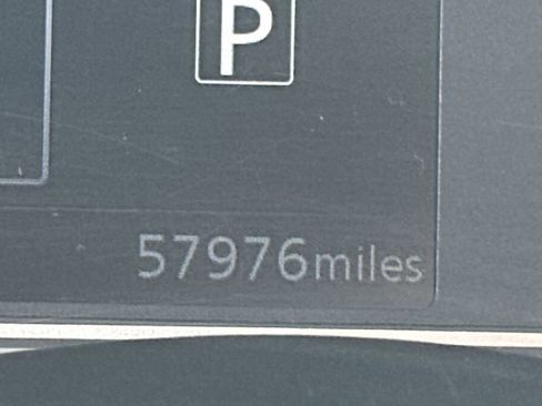 Used 2023 Nissan Versa SR w/ Trunk Package image 29