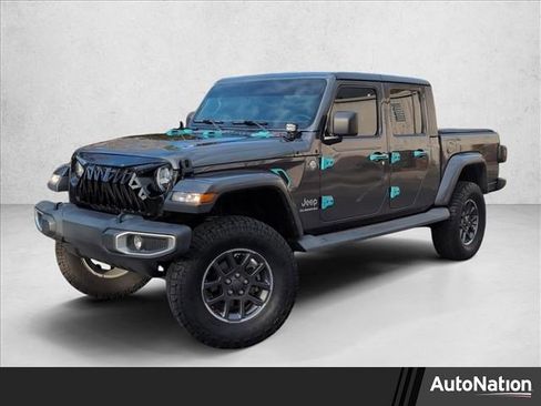 Used 2020 Jeep Gladiator Overland image 1