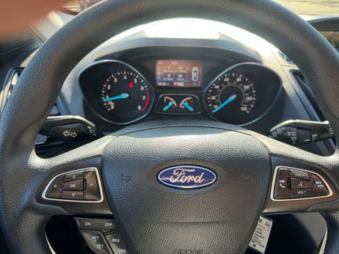 Used 2018 Ford Escape SE image 27