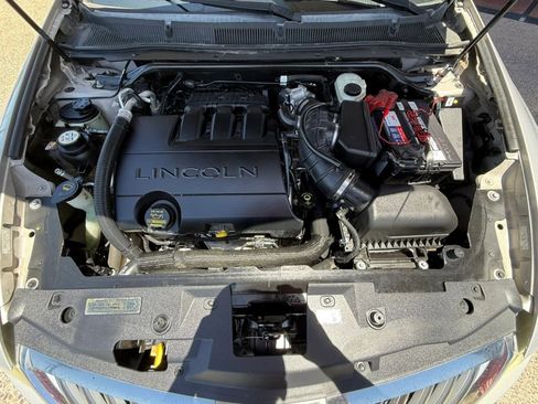 Used 2009 Lincoln MKS FWD image 22