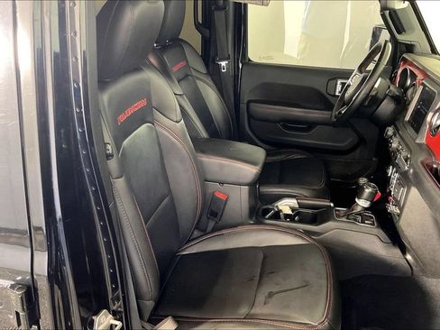 Used 2022 Jeep Gladiator Rubicon w/ LED Lighting Group AWD/4WD image 9