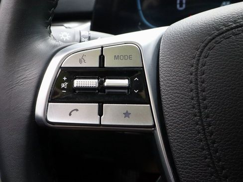 Used 2025 Kia Telluride S image 33