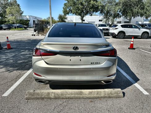 Used 2024 Lexus ES 350 Ultra Luxury w/ Accessory Package (Z2) FWD image 7