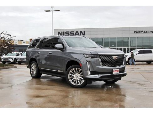 Used 2022 Cadillac Escalade Premium Luxury image 1