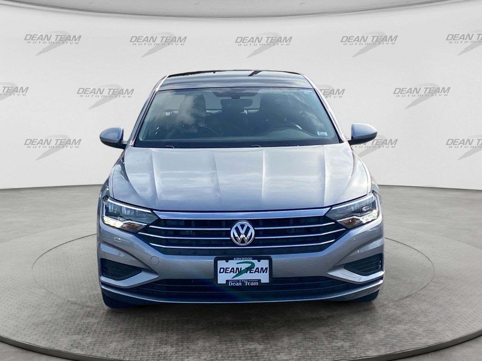 Used 2021 Volkswagen Jetta SE w/ SE Cold Weather Package FWD image 2