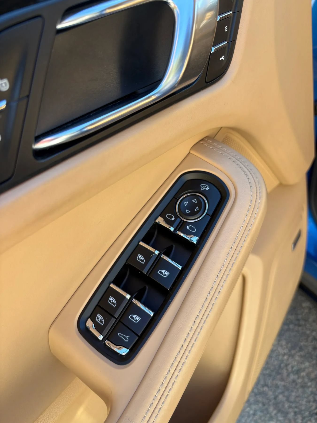 Used 2017 Porsche Macan S AWD/4WD image 57