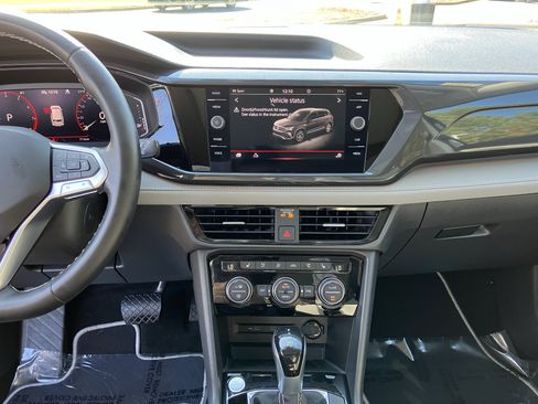 Used 2023 Volkswagen Taos SEL image 25