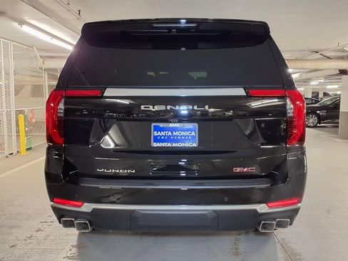 New 2026 GMC Yukon Denali w/ Sun & Power Step Package AWD/4WD image 9