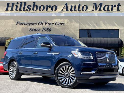 Used 2019 Lincoln Navigator L Reserve w/ Cargo Package image 1