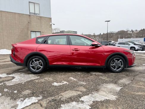 Used 2025 Kia K4 LXS image 7