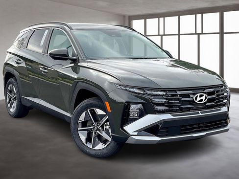 New 2025 Hyundai Tucson SEL image 1