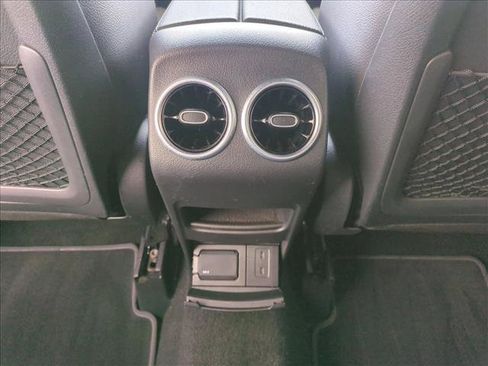 Certified 2021 Mercedes-Benz GLA 250 4MATIC image 16