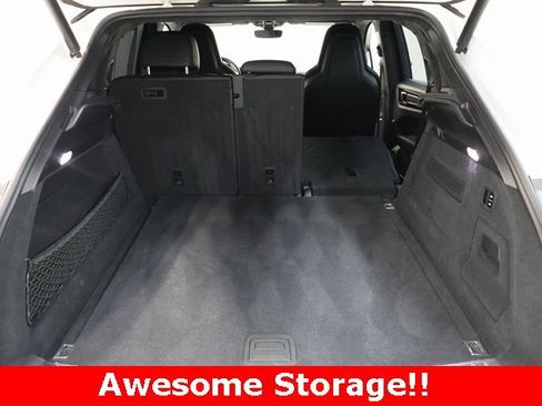 Used 2020 Porsche Cayenne Turbo image 48