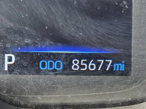 Used 2022 Toyota Corolla Cross L FWD image 31