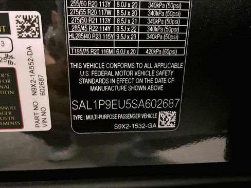 New 2025 Land Rover Range Rover Sport SE image 11