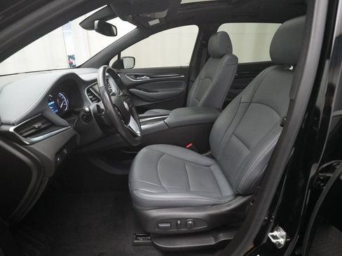 Used 2024 Buick Enclave Essence w/ Experience Buick Package image 7