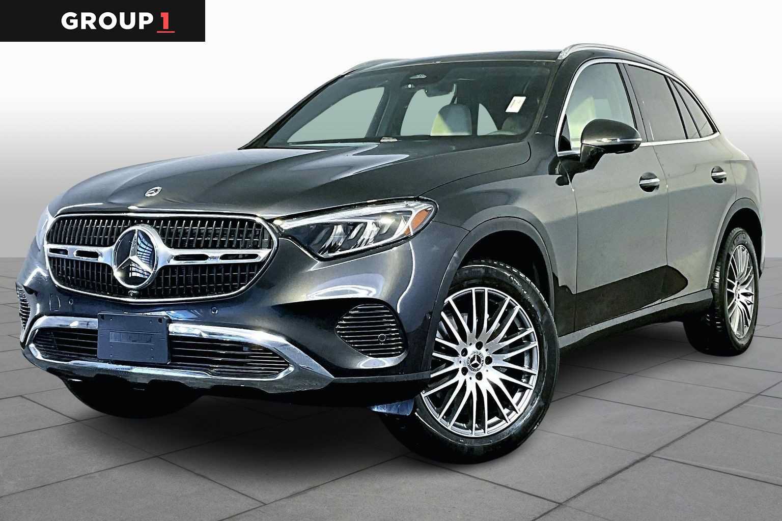 Used 2026 Mercedes-Benz GLC 300 4MATIC image 1