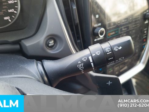 Used 2025 Subaru Crosstrek 2.0i Premium w/ Convenience Package #2 image 12