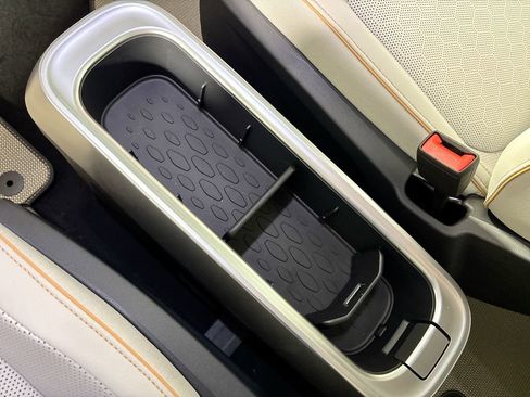 New 2025 Volkswagen ID. Buzz Pro S Plus image 15