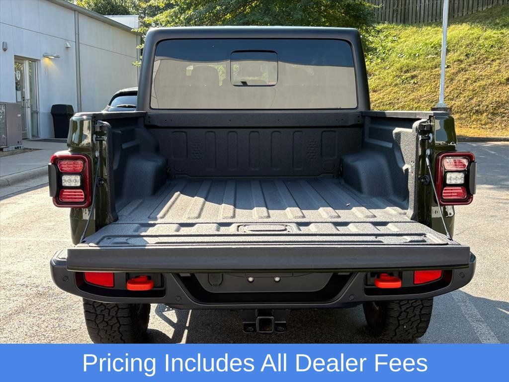 Used 2024 Jeep Gladiator Mojave w/ Safety Group AWD/4WD image 25
