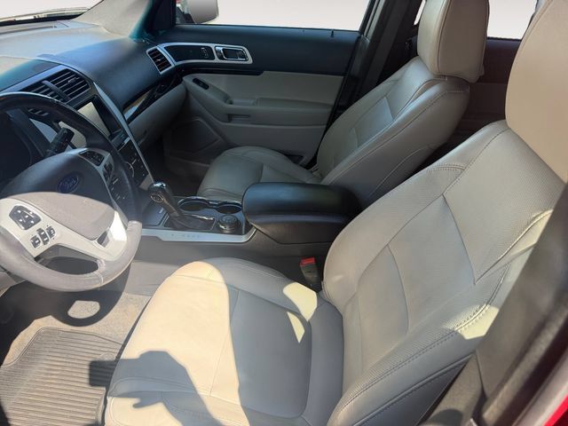 Used 2015 Ford Explorer Limited w/ Equipment Group 301A AWD/4WD image 5