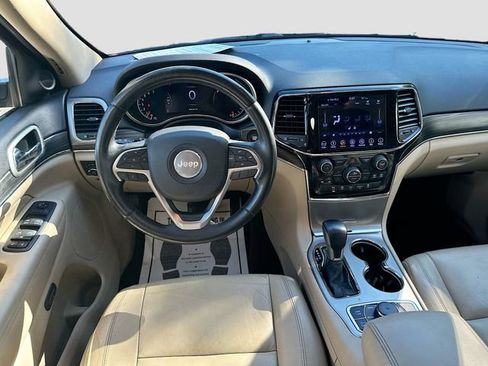 Used 2019 Jeep Grand Cherokee Limited AWD/4WD image 24