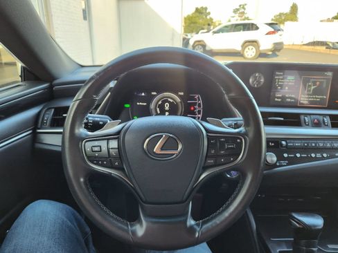 Used 2021 Lexus ES 300h w/ Accessory Package 2 FWD image 22