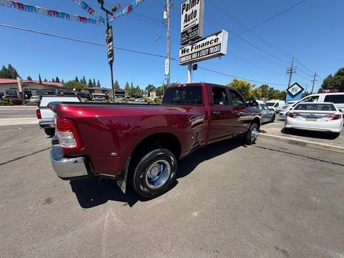 Used 2022 RAM 3500 Big Horn AWD/4WD image 4