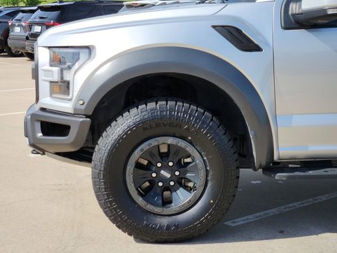 Used 2018 Ford F150 Raptor w/ Equipment Group 802A Luxury AWD/4WD image 11