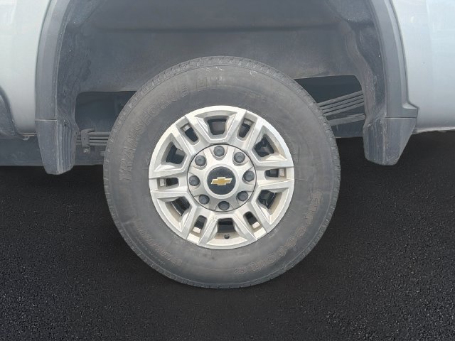 Used 2024 Chevrolet Silverado 2500 LT w/ All Star Edition AWD/4WD image 9