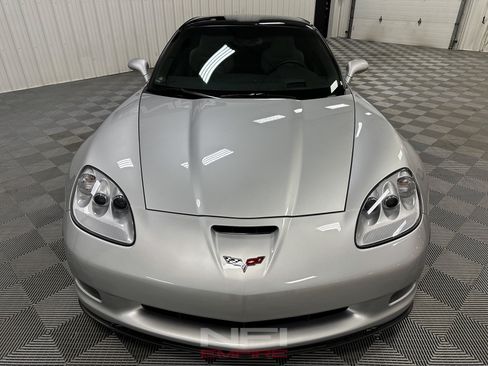 Used 2012 Chevrolet Corvette Grand Sport w/ 3LT Preferred Equipment Group RWD image 4