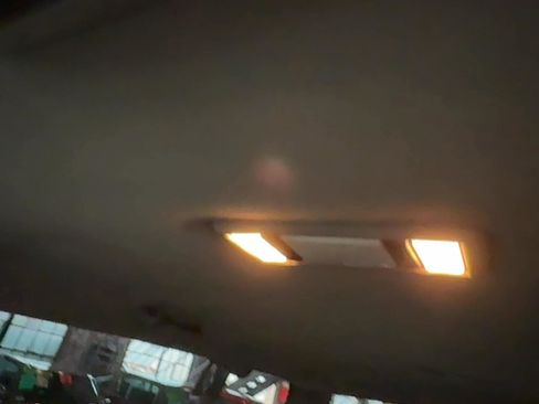 Used 1995 GMC Yukon SLE image 52