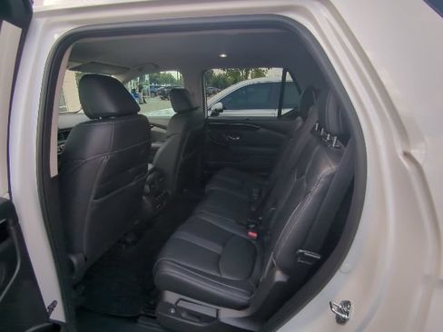 Used 2023 Honda Pilot EX-L image 5