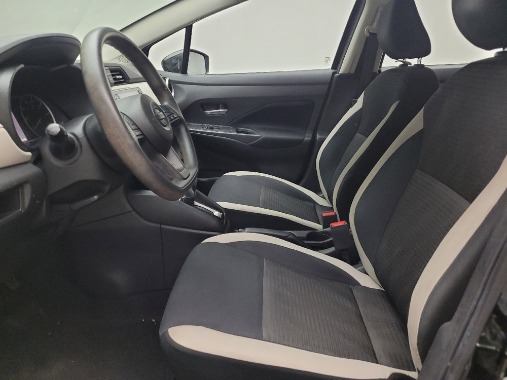 Used 2021 Nissan Versa SV FWD image 17