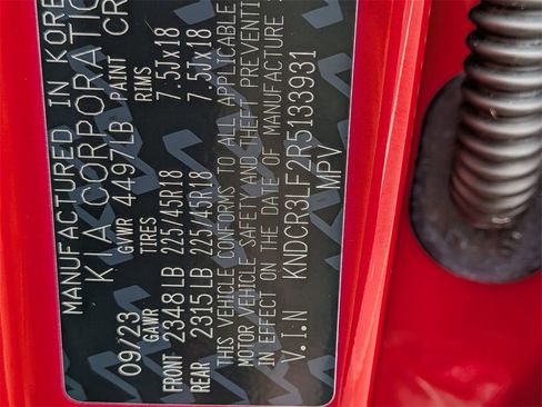 Used 2024 Kia Niro SX Touring image 31