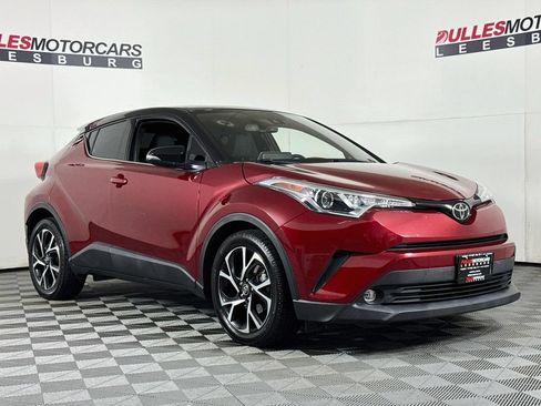 Used 2019 Toyota C-HR Limited FWD image 1