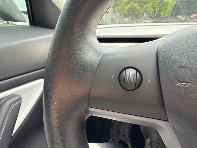 Used 2018 Tesla Model 3 Mid Range RWD image 28