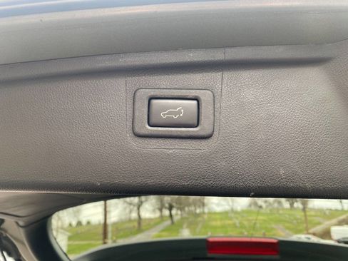 Used 2018 Subaru Outback 2.5i Limited image 29