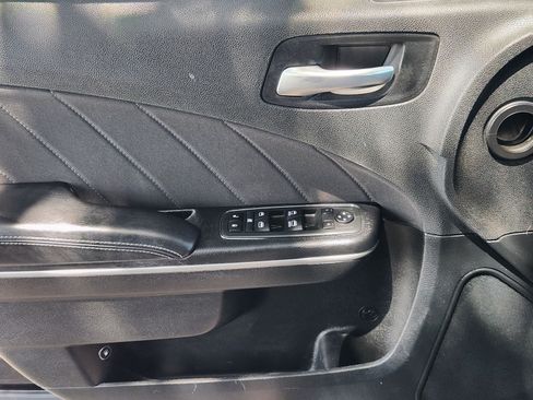 Used 2019 Dodge Charger Scat Pack RWD image 33