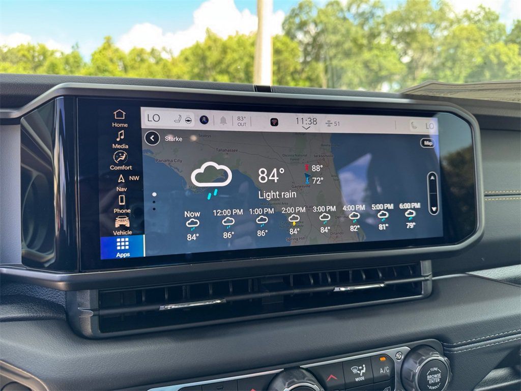 New 2025 Jeep Wrangler Unlimited Sahara AWD/4WD image 34