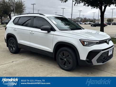 Certified 2025 Volkswagen Taos S image 32