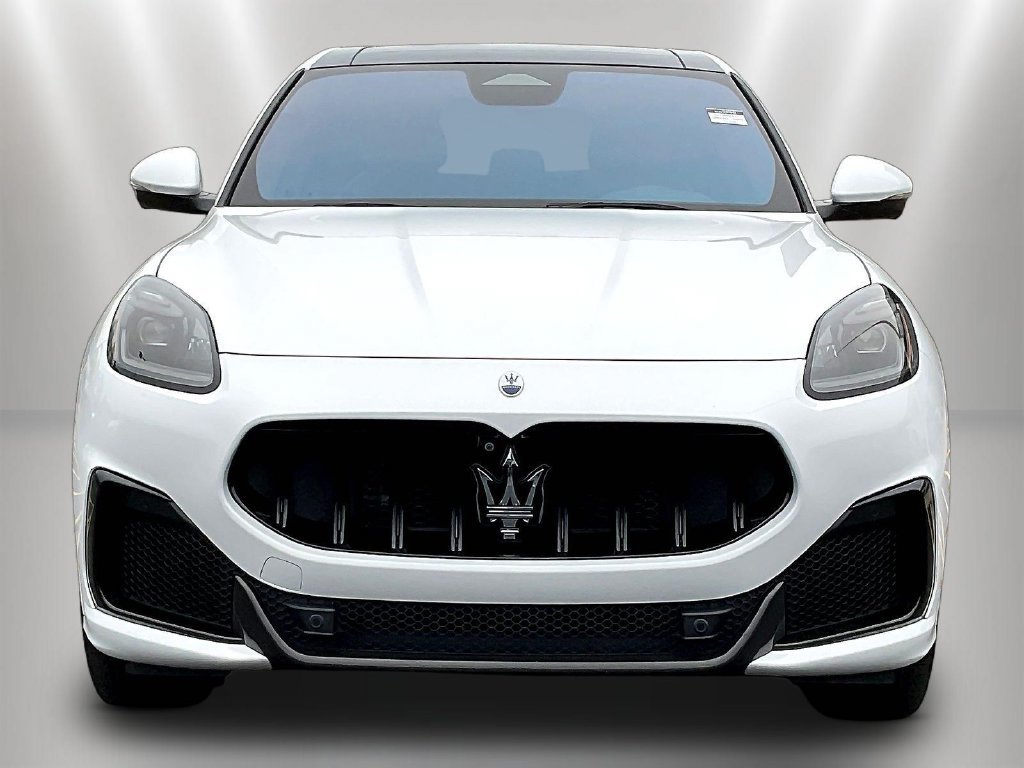 Used 2023 Maserati Grecale Modena AWD/4WD image 2