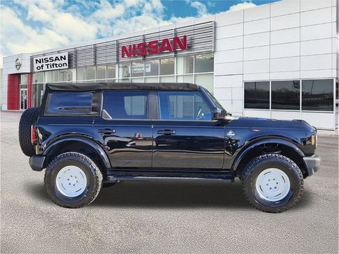 Used 2022 Ford Bronco Outer Banks image 3