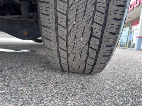 Used 2021 Chevrolet Suburban LT w/ Luxury Package image 52