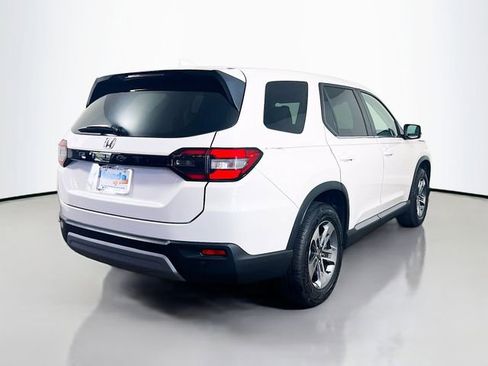Used 2025 Honda Pilot EX-L image 8