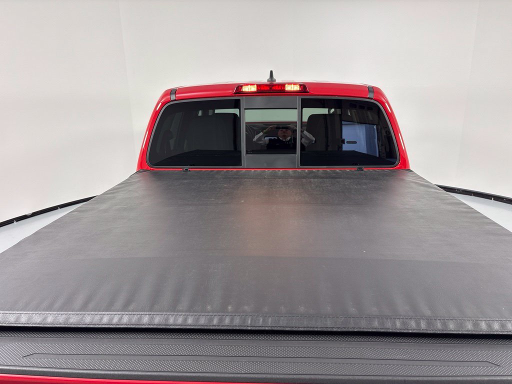 Used 2022 Nissan Frontier SV AWD/4WD image 8