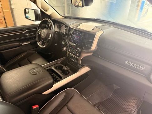Used 2019 RAM 1500 Laramie AWD/4WD image 25